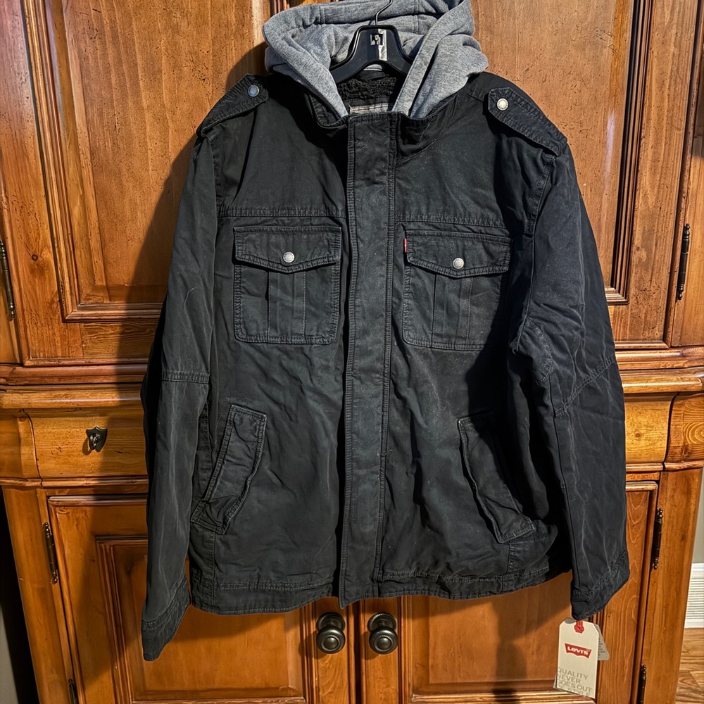 Levi's Men's Washed Cotton Hooded Military Jacket
